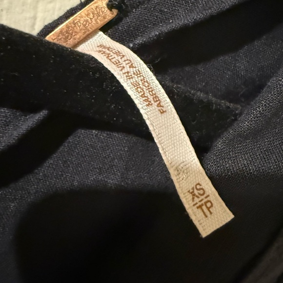 Free People Big Love Wide Leg Linen Blend Jumpsuit in Black Size XS(2-6) - Picture 7 of 10